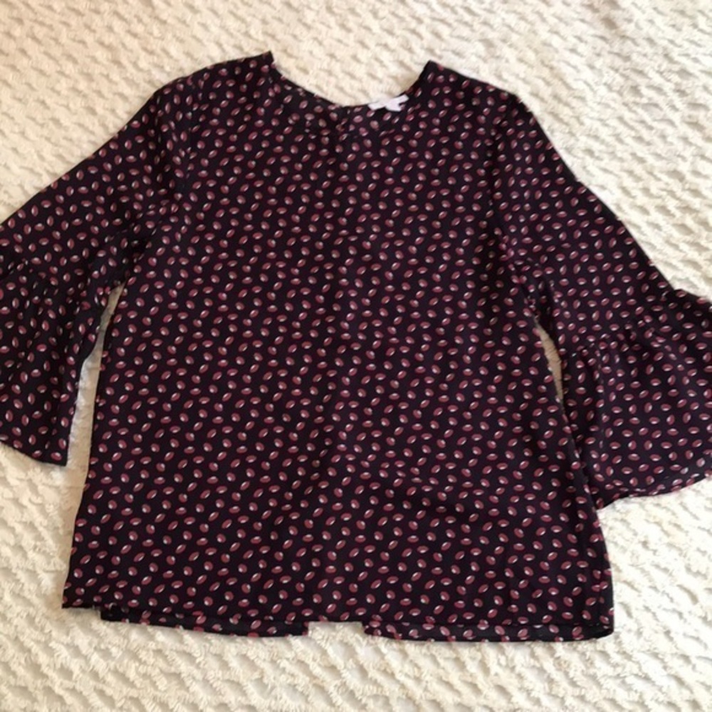 Charming Charlie top bell sleeve‎ size s N20